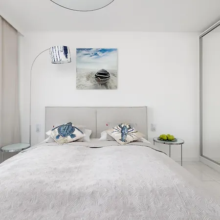 Bel Mare Sunrise With Balcony & Wellness Zone By Rent Like Apartment *