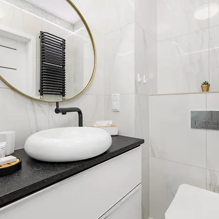 Bel Mare Sunrise With Balcony & Wellness Zone By Rent Like *